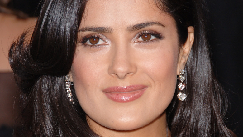 Salma Hayek admet qu’elle a du mal à perdre du poids