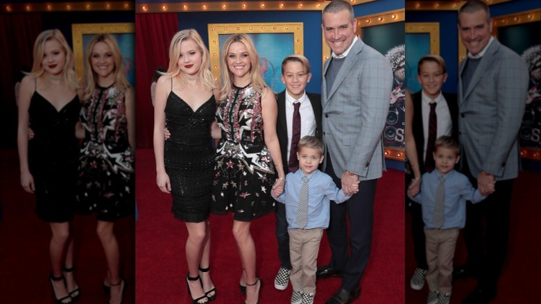 Ava Phillippe, Reese Witherspoon, Deacon Phillippe, Jim Toth et Tennessee Toth