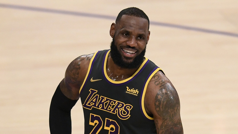 LeBron James jouera pour les Lakers en 2021.
