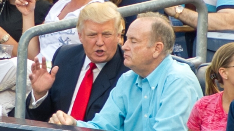 Donald Trump (à gauche) et Bill O'Reilly au Yankee Stadium