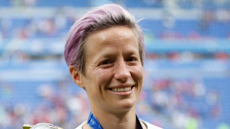 Megan Rapinoe souriante