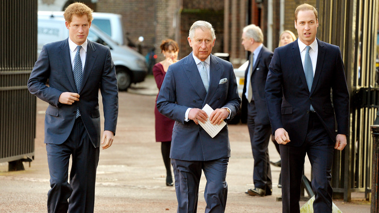 Le prince Charles avec ses fils