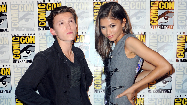 Tom Holland et Zendaya au Comic Con, posant