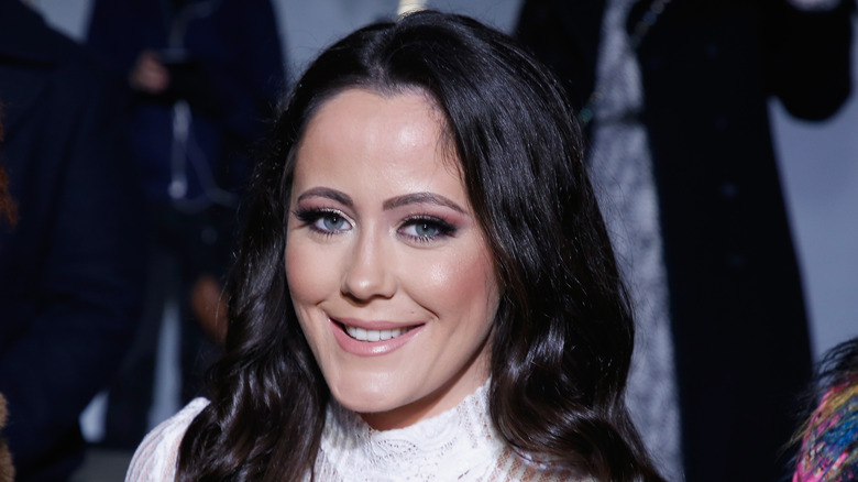 Jenelle Evans souriante au lancement du livre