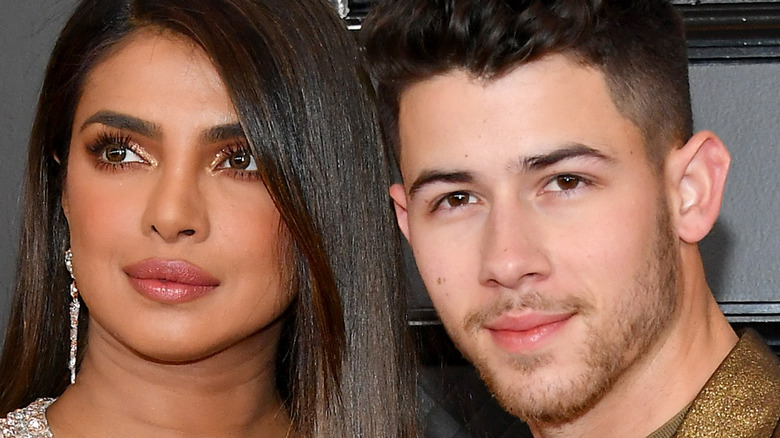 Dans la nuit des fiançailles de Nick Jonas et Priyanka Chopra