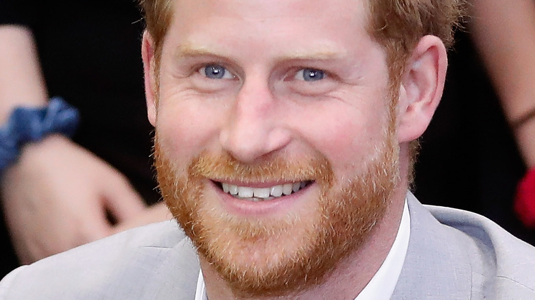 Les vieux amis du prince Harry ont un avertissement pour lui