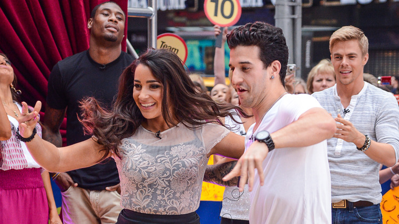 Aly Raisman et Mark Ballas dansent