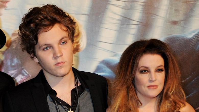 Benjamin Keough et sa mère Lisa Marie Presley 