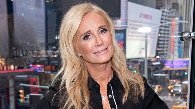 Kim Richards souriant