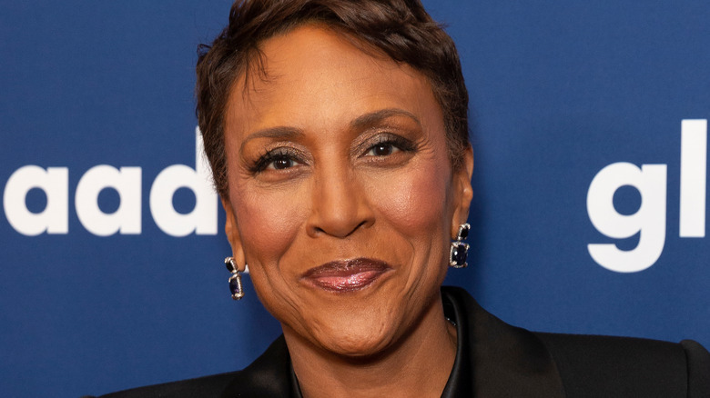 Robin Roberts souriant