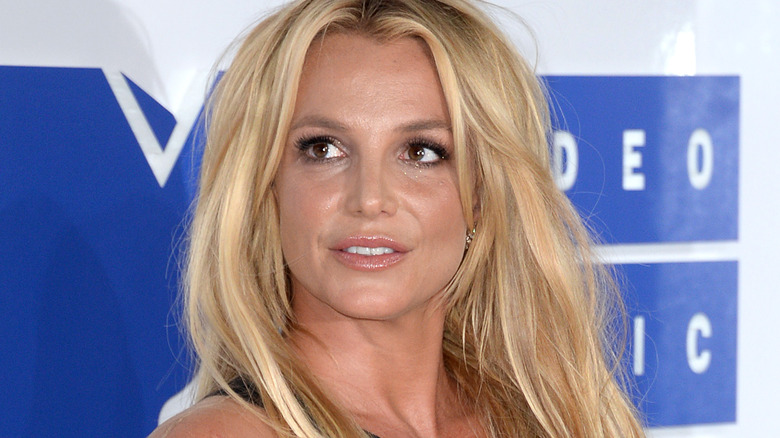 cheveux longs de Britney Spears