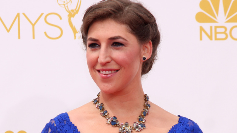 Mayim Bialik aux Emmy Awards