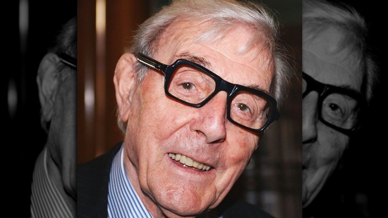 Eric Sykes souriant