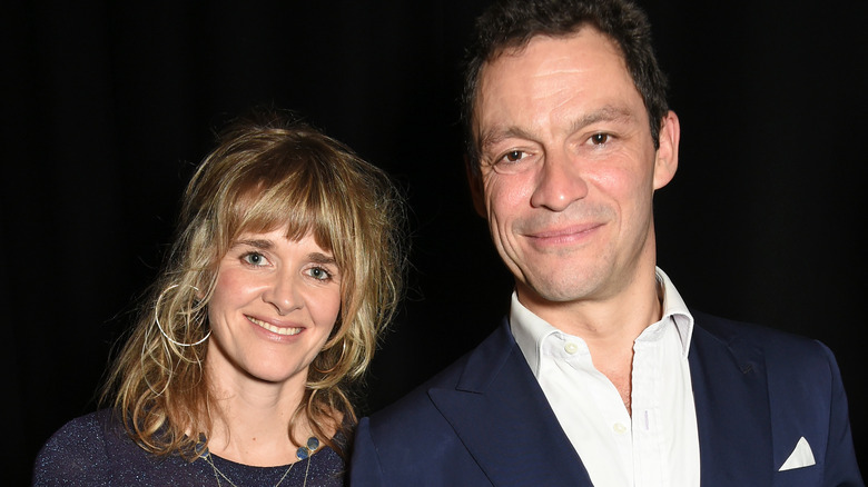 Catherine FitzGerald et Dominic West souriant