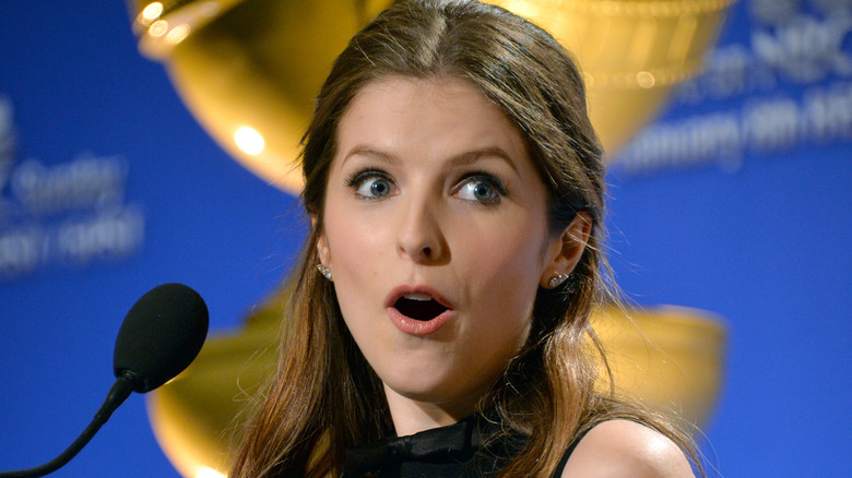 Anna Kendrick lors d'un événement des Golden Globes