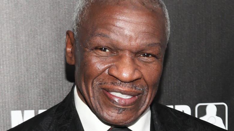 Floyd Mayweather Sr. smiling 