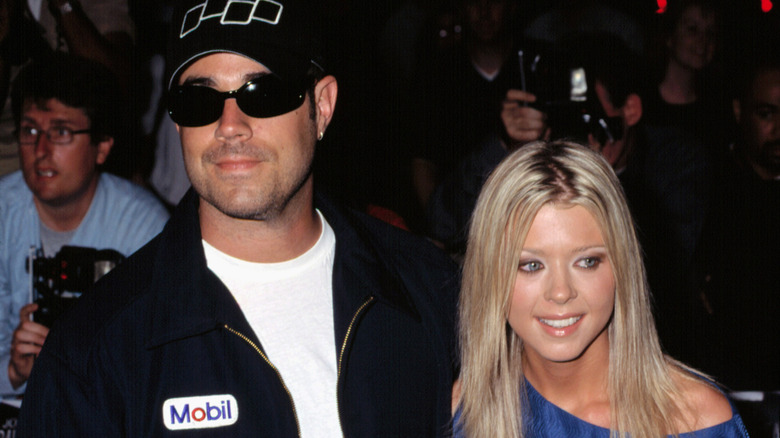 Carson Daly et Tara Reid sur le tapis rouge