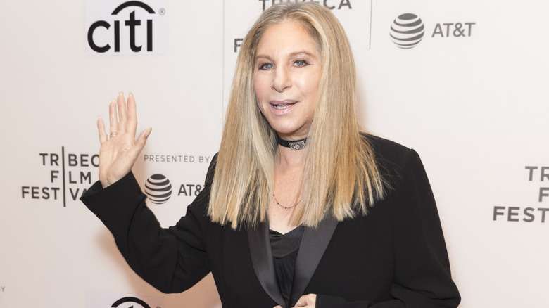 Barbra Streisand sur le tapis rouge