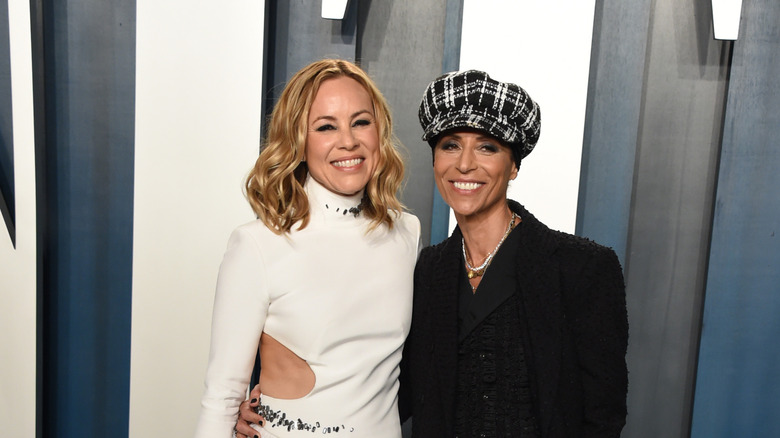 Maria Bello (L) et Dominique Crenn à la soirée des Oscars Vanity Fair 2020 en février 2020