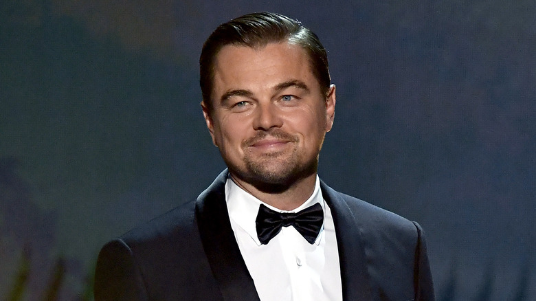 Leonardo DiCaprio souriant