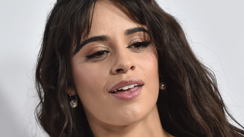 Camila Cabello sur le tapis rouge