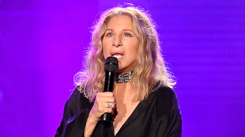 Barbra Streisand chante