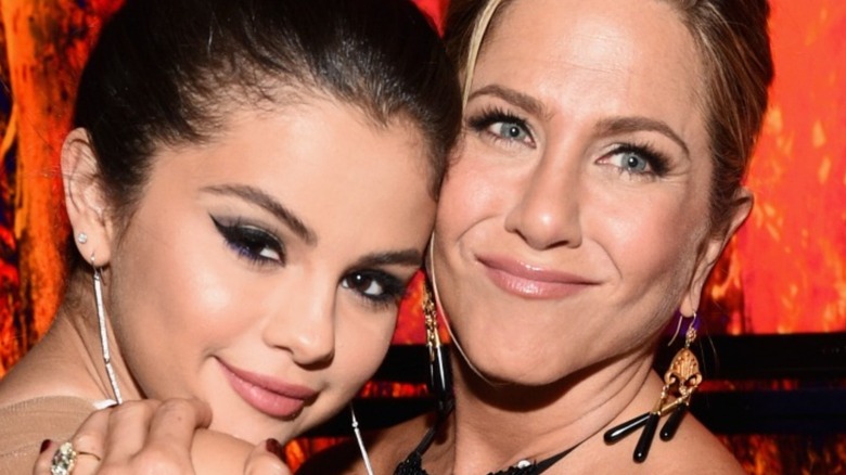 Comment Selena Gomez et Jennifer Aniston sont devenues amies