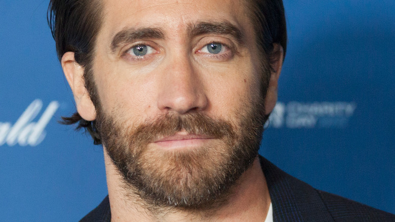 Jake Gyllenhaal admet qu’il n’aime pas se baigner