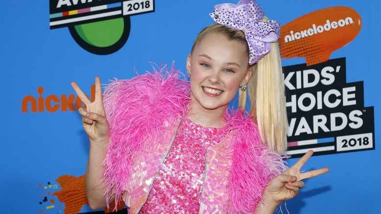 Jojo Siwa souriant