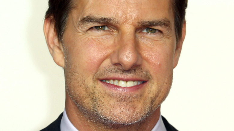 Tom Cruise assiste à une première de Mission Impossible 