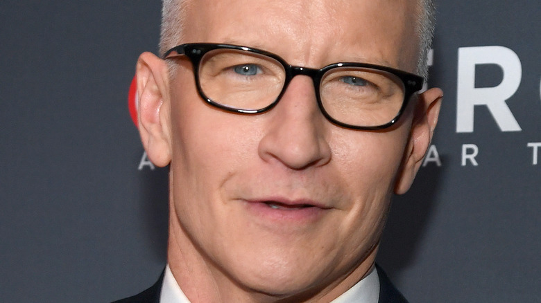 La vérité sur la façon dont la mère d’Anderson Cooper voulait être sa mère porteuse