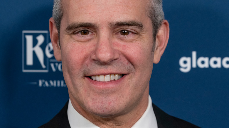 Andy Cohen souriant