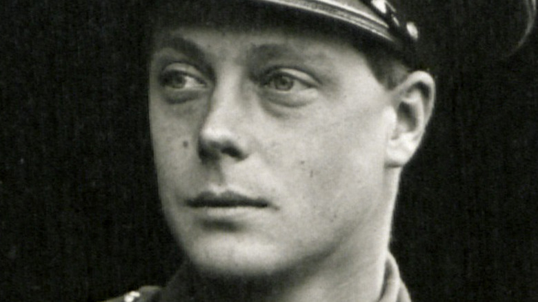 Prince Edward en uniforme militaire en 1926.