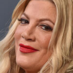 Tori Spelling devient franche sur les comparaisons avec Khloe Kardashian