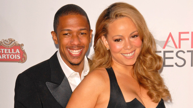 Nick Cannon et Mariah Carey souriant