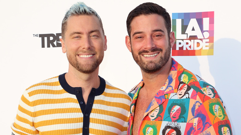 Lance Bass et Michael Turchin posant