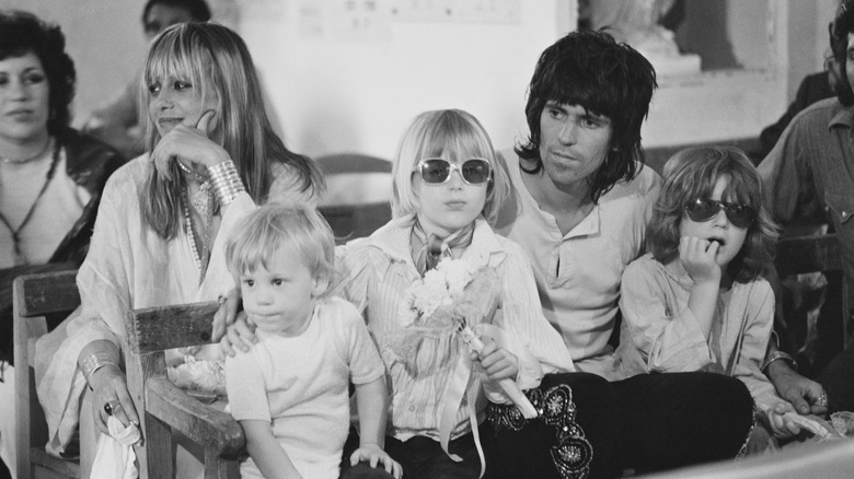 Keith Richards avec sa famille dans les années 60