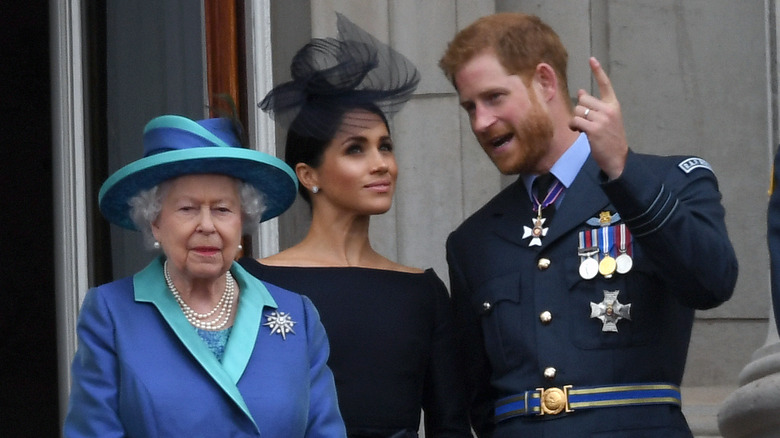 La reine Elizabeth avec Meghan Markle et le prince Harry