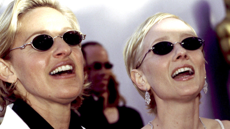 Ellen DeGeneres et Anne Heche sur le tapis rouge