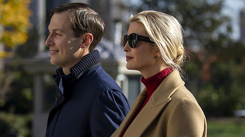 Ivanka Trump et Jared Kushner sur la pelouse de la Maison Blanche