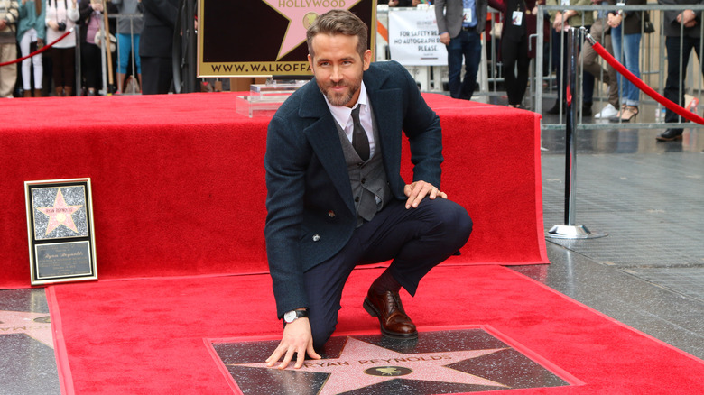 Ryan Reynolds reçoit une étoile sur le Hollywood Walk of Fame