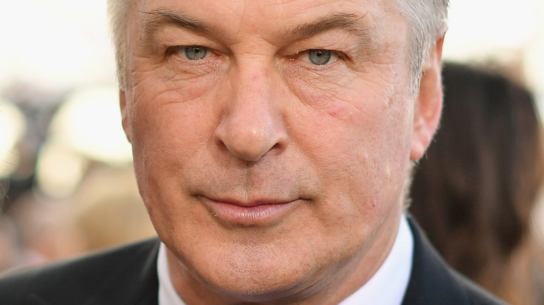 De nouvelles réclamations émergent sur les conditions de travail sur la rouille d’Alec Baldwin