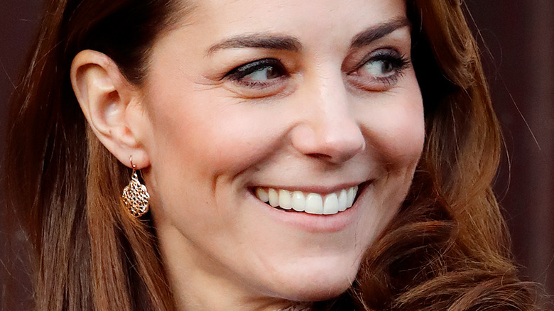 Oeil latéral de Kate Middleton