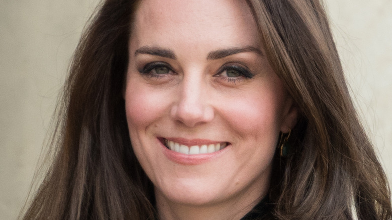 Kate Middleton emprunte-t-elle cette astuce mode à la reine ?