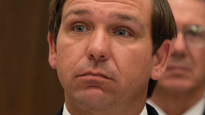 Ron DeSantis s'exprimant en 2019