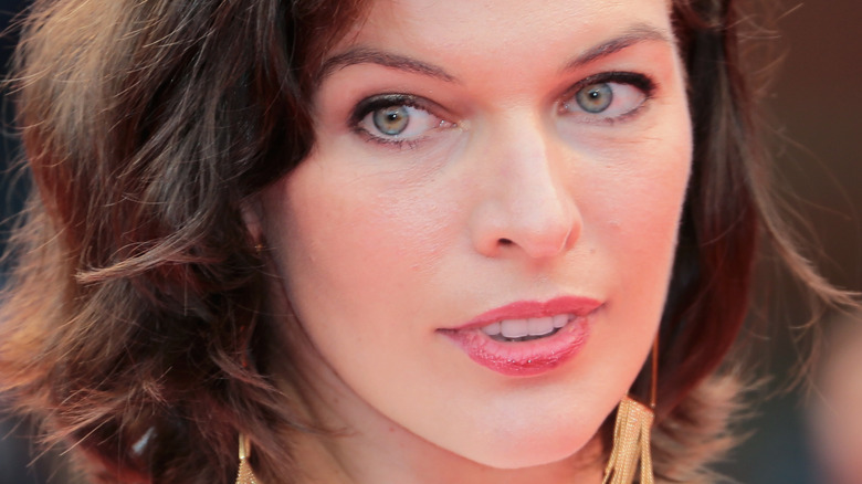 La fille de Milla Jovovich est toujours sa jumelle