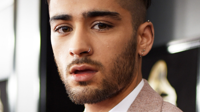 La sœur de Zayn Malik a un avertissement sévère pour Yolanda Hadid