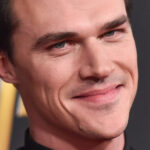 Le surnom que Finn Wittrock a donné au casting d’American Horror Story