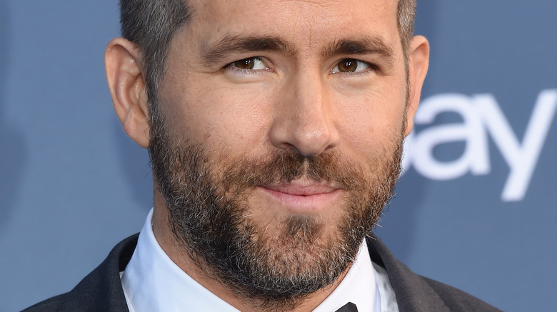 Que se passe-t-il vraiment avec Ryan Reynolds qui s’absente de la comédie ?