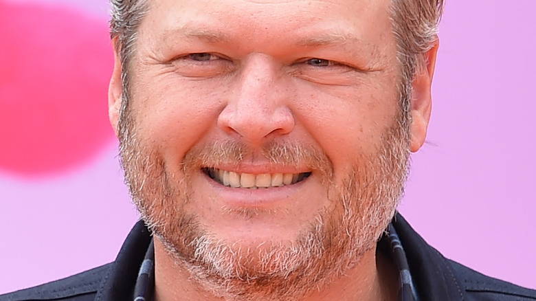 Qu’est-ce que Blake Shelton et Gwen Stefani ont envoyé à une chanteuse célèbre à la naissance de son bébé ?